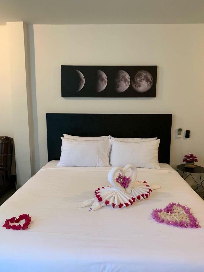 Hotel Beam House Patong Esterno foto