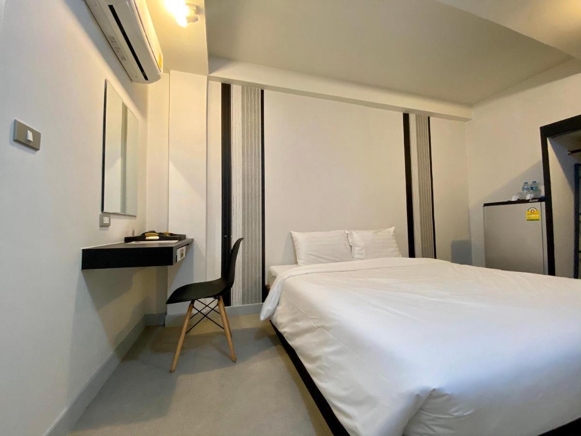 Hotel Beam House Patong Esterno foto